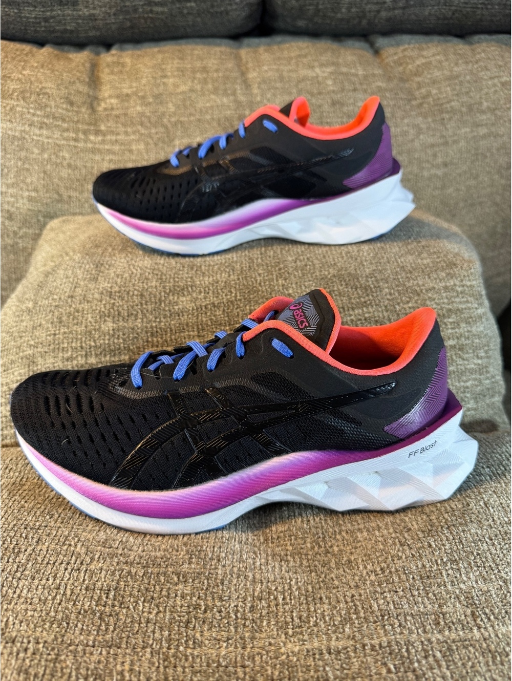 ASICS Novablast 1 Running Shoes Black Purple Orange Women's 7.5 - Picture 2 of 12